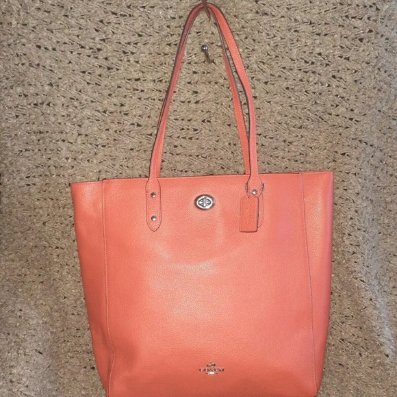 COACH-Turn Lock Town Tote-Scarlet Red Pebbled Leather-Silver Hardware-NEW - Picture 1 of 8